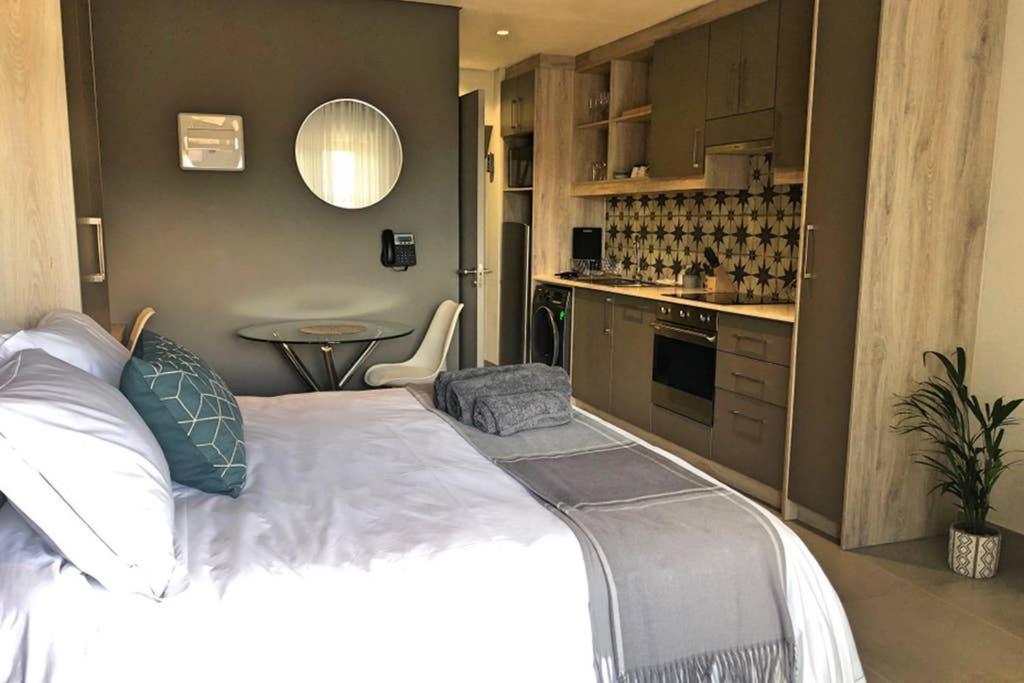 Unique Stay, The Den Apartments Стелленбос Екстер'єр фото