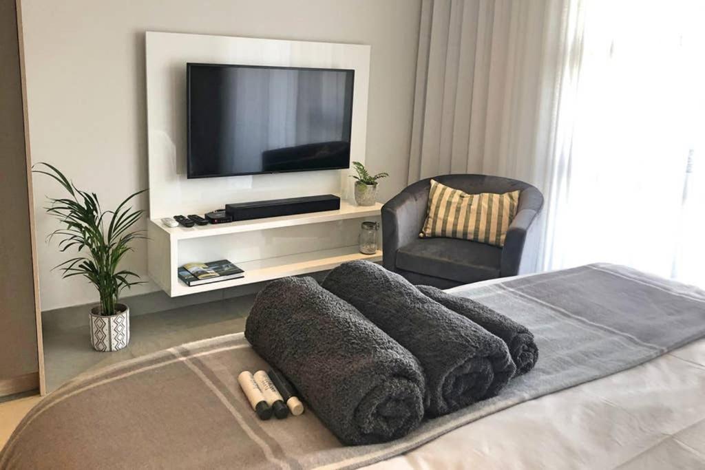 Unique Stay, The Den Apartments Стелленбос Екстер'єр фото
