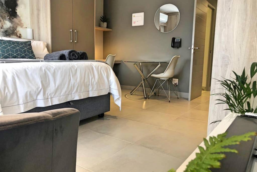 Unique Stay, The Den Apartments Стелленбос Екстер'єр фото